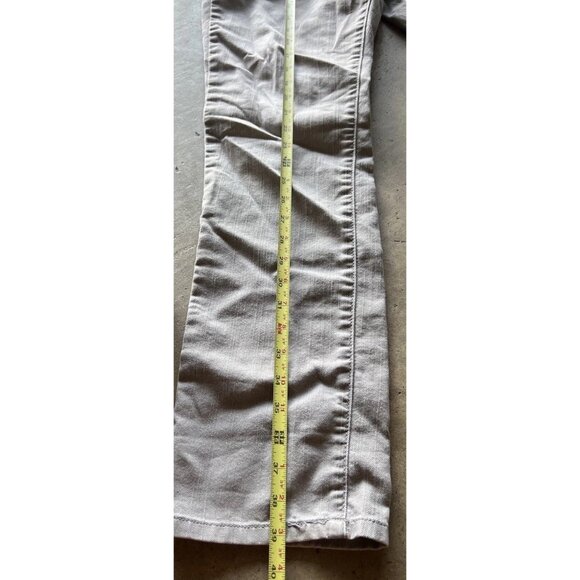 Chico’s Platinum Denim Jeans Gray Silver Soft Cropped Capri Jeans Women’s Sz 0 - Picture 3 of 15